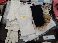 Vintage Women's Gloves