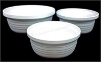 (3) Ceramic Mixing Bowl Set