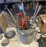 Miscellaneous lot of drill bits / Stakes / NO SHIP
