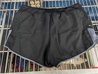 womans xl shorts