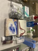 1 LOT FLAT OF ASST HEALTH AND BEAUTY ITEMS: WOW