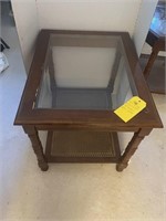 27x21x21 End Table w Caned & Glass Shelves