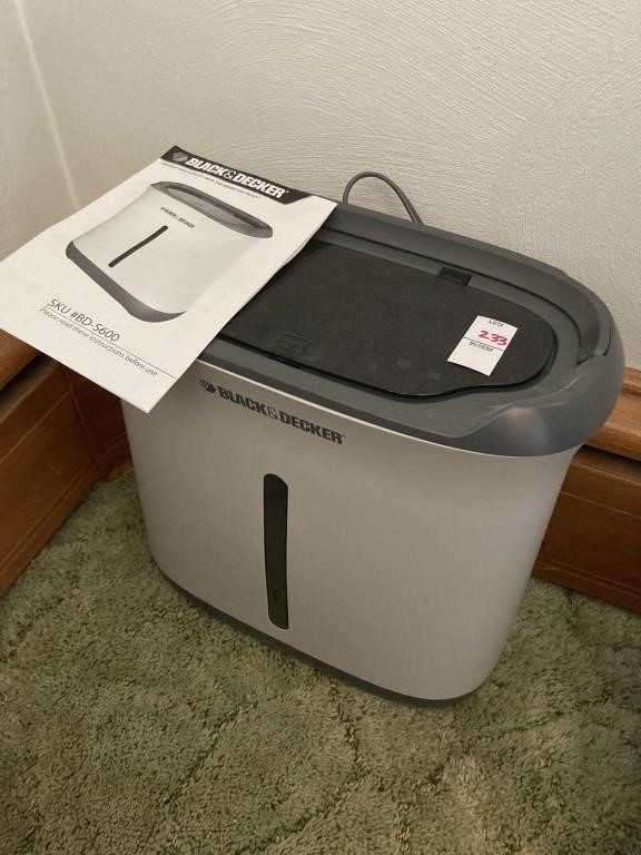 Black & decker paper shredder