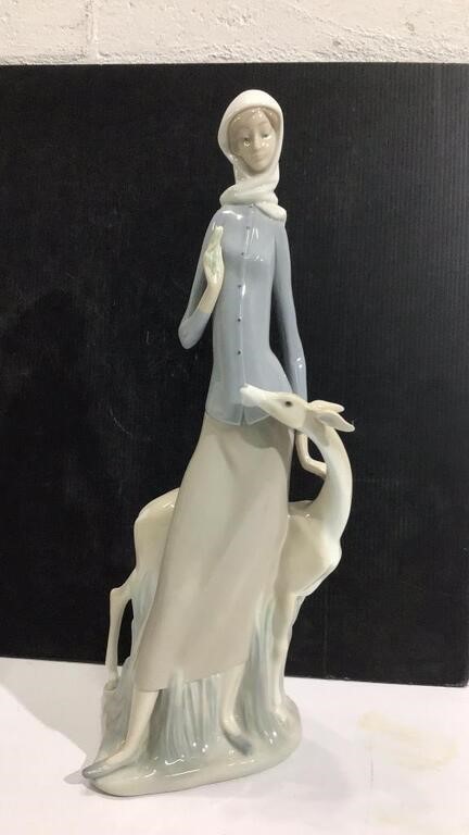 Lladro 4514 Diana with Fawn M16A