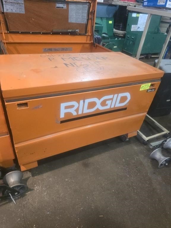 RIDGID CHEST ON CASTERS