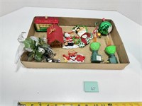 Vtg Christmas Decor & Ornaments