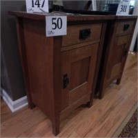 LIKE NEW MISSION STYLE OAK END TABLE CABINET