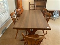 Tell City Dining Room Table w/4 Chairs+2