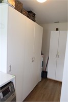 Laundry Cabinets / Pantry