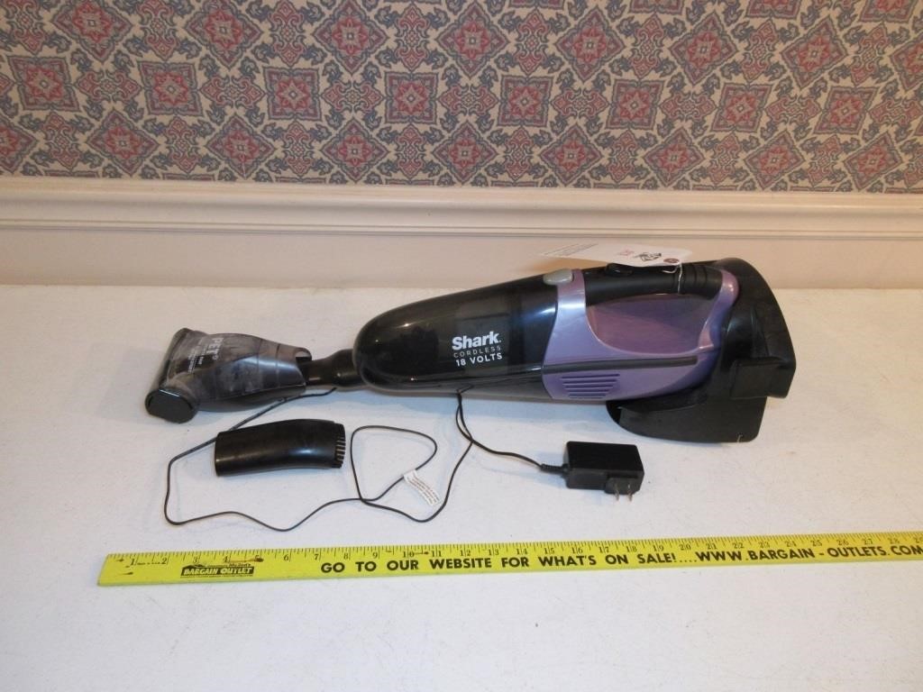 Shark cordless vac with attachments