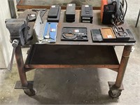 Steel Workshop Bench with Vice 1000x640 (No
