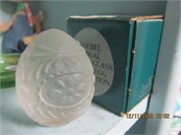 1979 Goebel Annual 1st Edition Crystal Glass