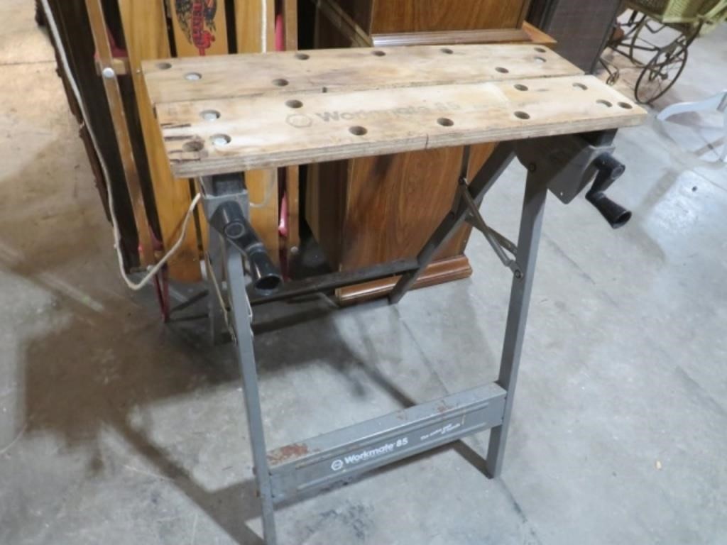 METAL BASE WORKMATE WOOD WORKING BENCH