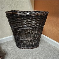 Woven Wicker Laundry Hamper Basket