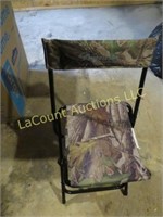 camo folding hunting stool chair seat w storage