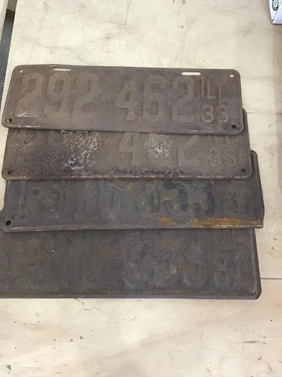 PAIRS 1931 AND 1933 LICENSE PLATES
