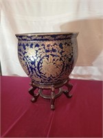 Decorative Planter with Stand