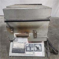 Cress Electric Furnace, Powers On, No Shipping