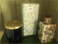BEDSIDE LAMP, CANDLE & ORIENTAL JAR