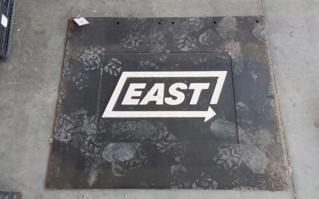 EAST-  LARGE SINGLE MUD FLAP