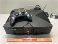 FIRST GENERATION XBOX  INCL CONTROLER