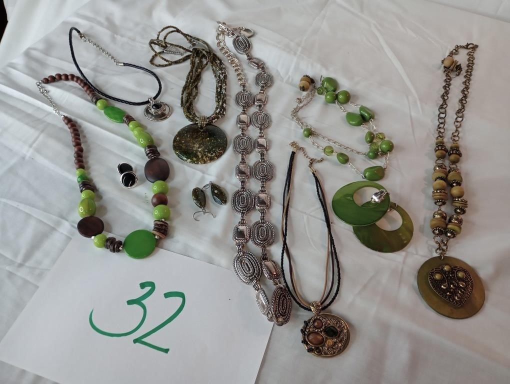 JADE AND SILVER METAL JEWELRY