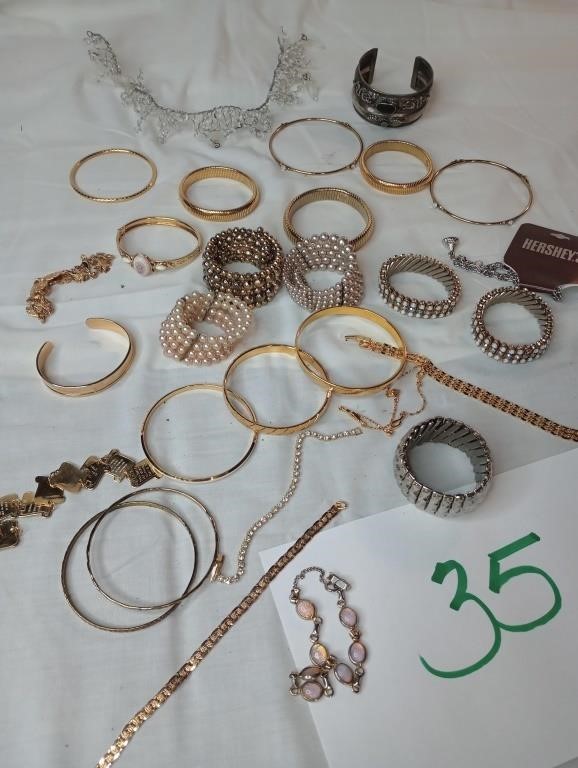 BRACELET LOt