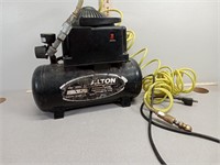 Alton 2 gallon air compressor, with hose and air