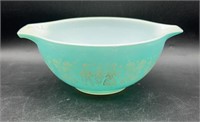 Pyrex 9.25in Cinderella Mixing Bowl