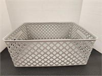 Decorative gray plastic basket. new condition. 14