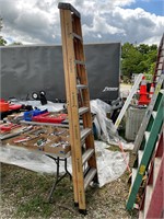 8 foot husky, fiberglass ladder