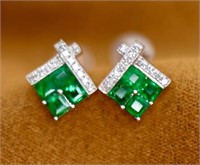0.8cts Natural Emerald 18Kt Gold Earrings