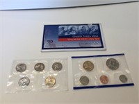 2002 P mint set w/ state quarters & Sac dollar