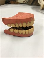 Mechanical Fake Teeth - Works!