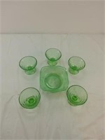 green set depression ware 5 cups 1 bowl