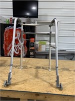 Adjustable Walker 20x14x32