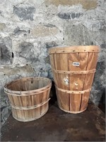 FRUIT BUSHEL BASKETS