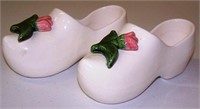 PAIR OF POTTERY WALL POCKET SHOES