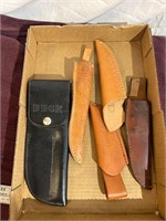 Flat of knife sheaths