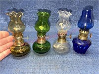 (4) Miniature oil lamps