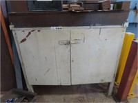Solid Steel Cupboard/Bench 1070x800mm