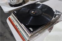 COLLECTION OF VINTAGE VINYL RECORDS