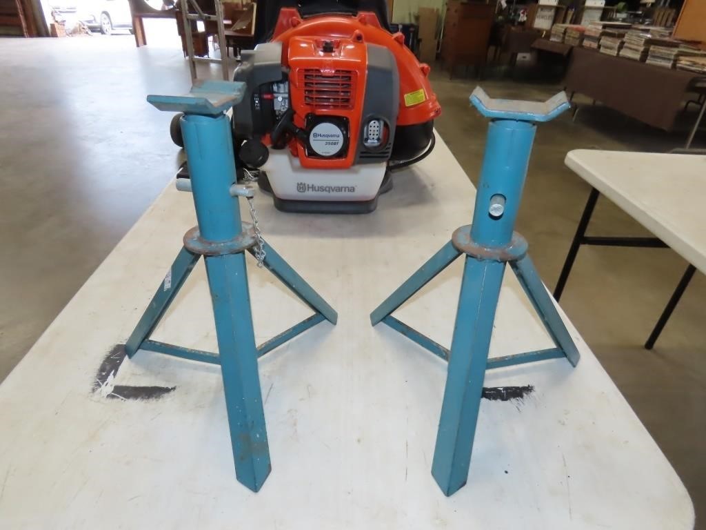 Pair of Jack Stands - Sears 5000lb