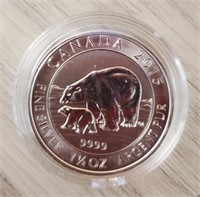 1.5 oz Silver Polar Bear w/Cub Canada $8 Coin