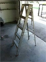 5 ft ladder, metal