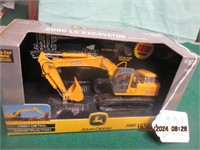 1/50 JOHN DEERE 200C LC EXCAVATOR-NIB