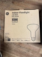 New. Box of 20 GE Indoor Floodlight.. LED