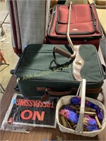 Travel Luggage Suitcases (3) Liz Claiborne Glenn