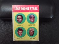 1963 TOPPS #158 1963 ROOKIE STARS ROBERTS