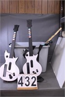Guitar Heroes W/ Parts And Accessories In Gray -